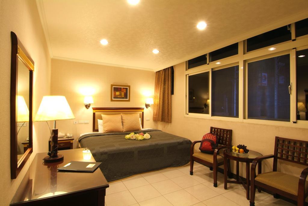 Puti Commercial Hotel Longtan Exterior foto