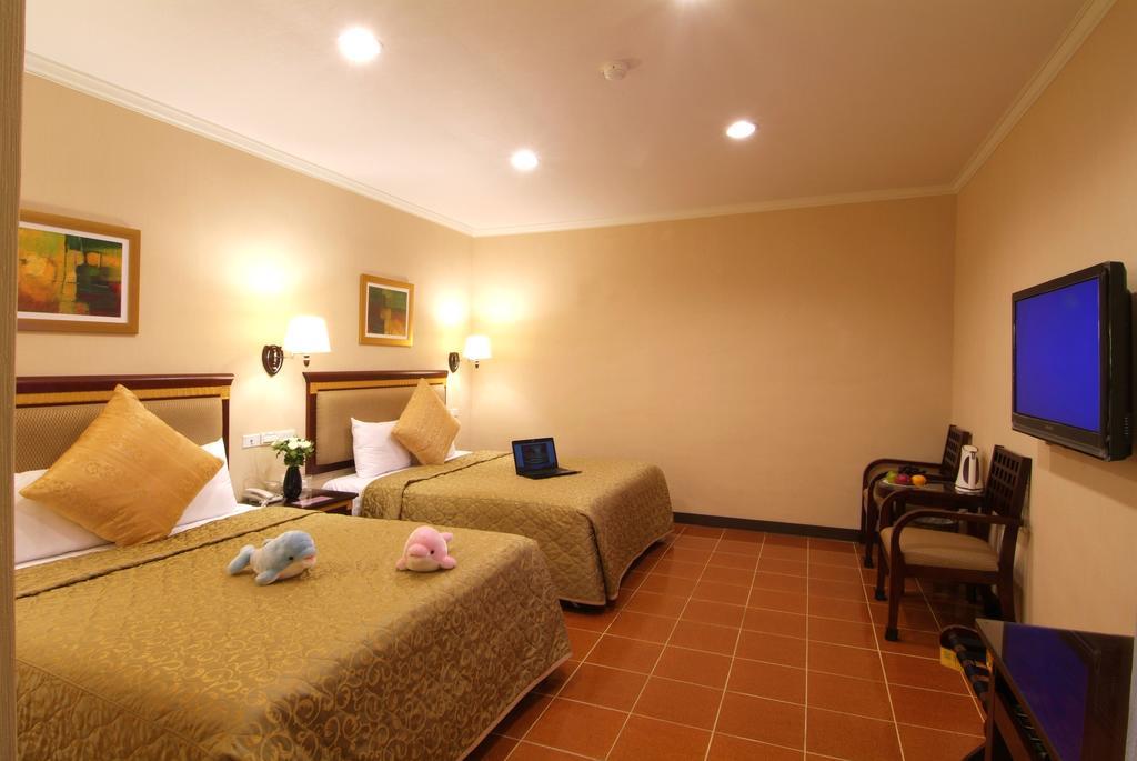 Puti Commercial Hotel Longtan Exterior foto